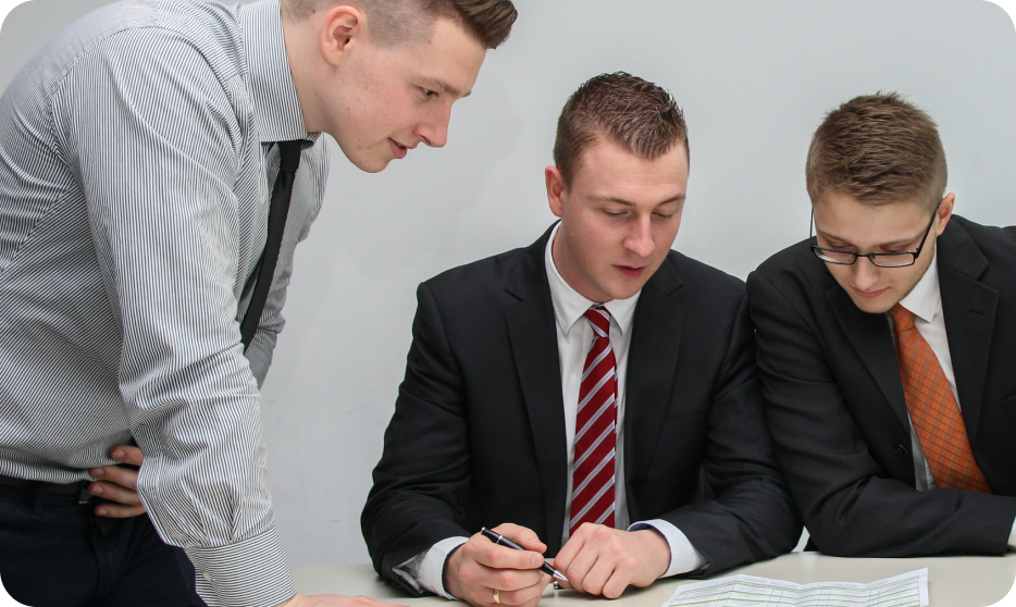 Investors - common.image 2